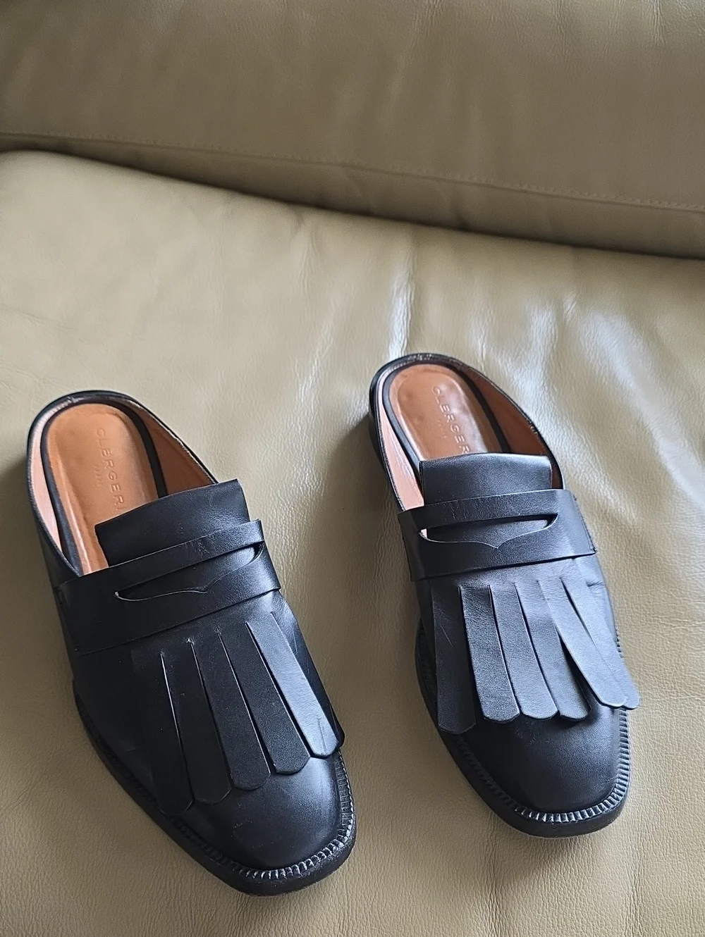 Robert Clergerie classic black